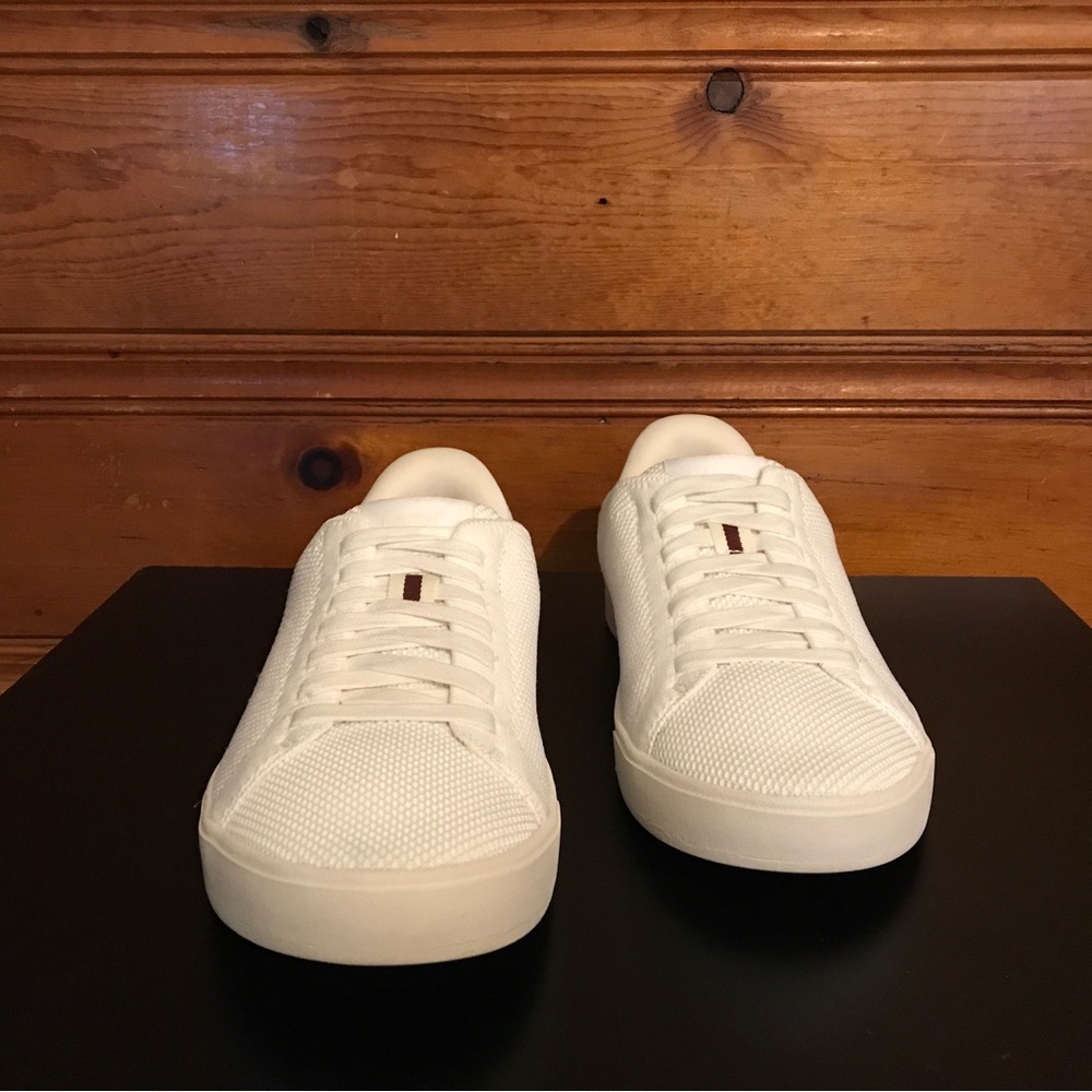 Kizik Knit White Sneaker Size 8 - Picture 4 of 11